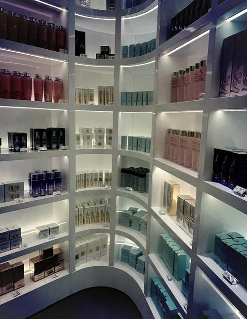 广州美博城 美妆批发新选择与日用杂品销售新机遇